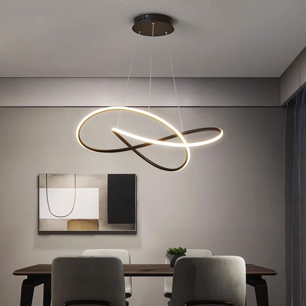 Lampadario Anello nero sopra il tavolo da pranzo, luce bianca calda