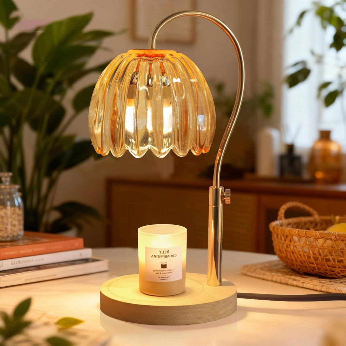 Lampada scaldacandele Fiore di Vetro con paralume ambrato acceso